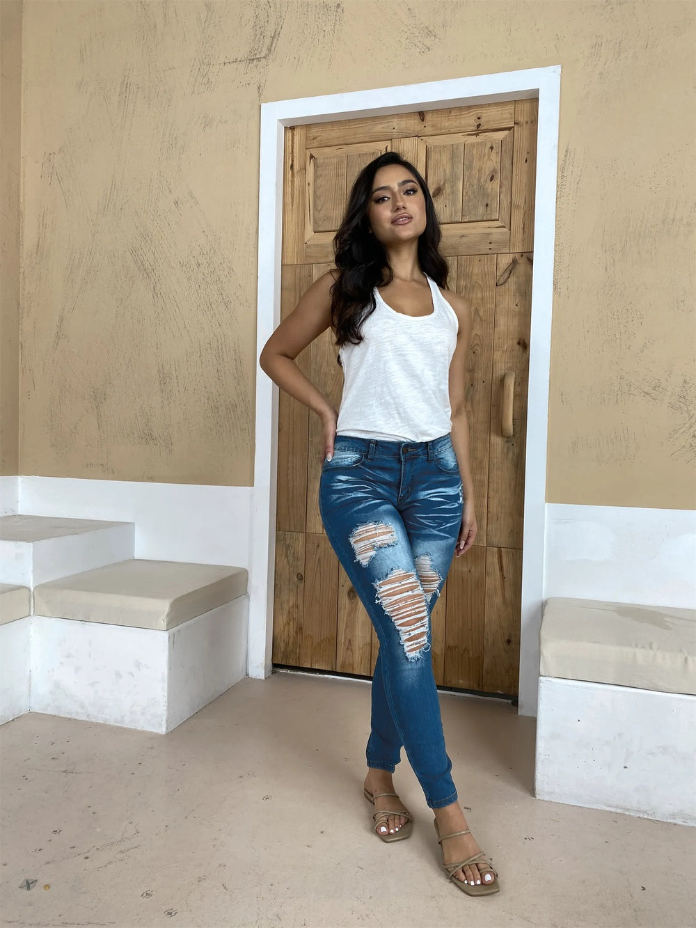 Distressed Ripped Blue Jeans – Urban Street Fit