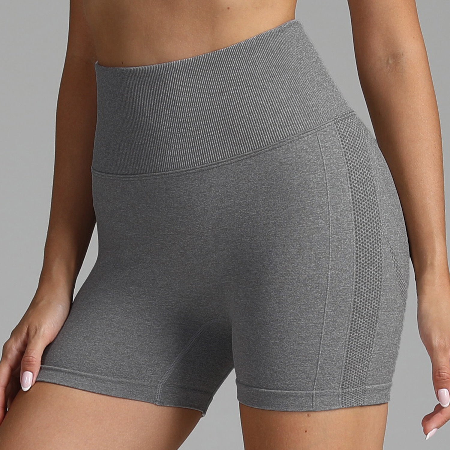 Seamless Solid Color High Waist Hip-lifting Fitness Short