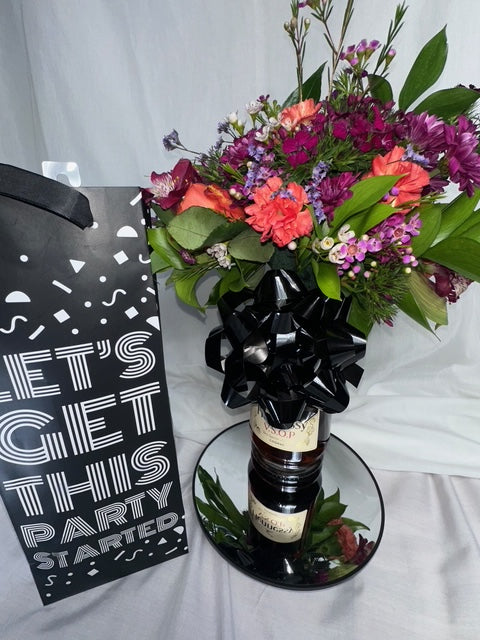 Hennessy VSOP Floral Edition – A Bold Expression of Luxury (FREE DELIVERY)