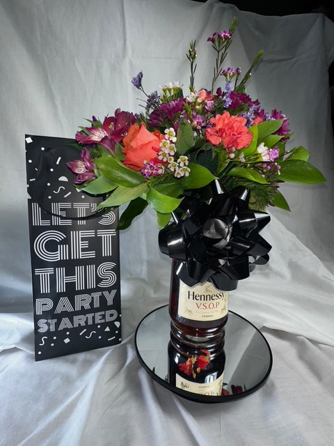 Hennessy VSOP Floral Edition – A Bold Expression of Luxury (FREE DELIVERY)